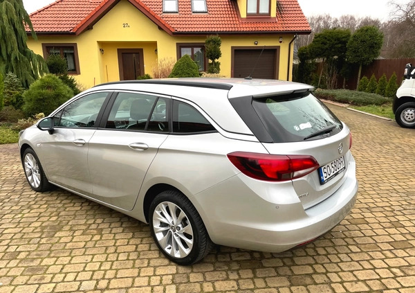 Opel Astra cena 31900 przebieg: 299876, rok produkcji 2018 z Będzin małe 137